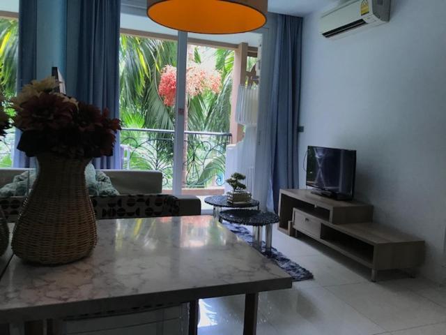 Atlantis Waterpark Apartment Bãi biển Jomtien Ngoại thất bức ảnh