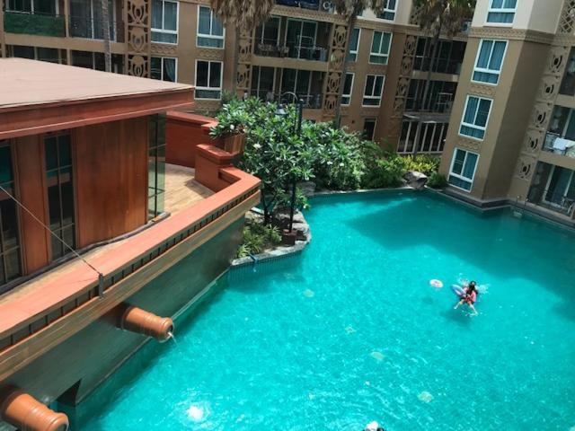 Atlantis Waterpark Apartment Bãi biển Jomtien Ngoại thất bức ảnh