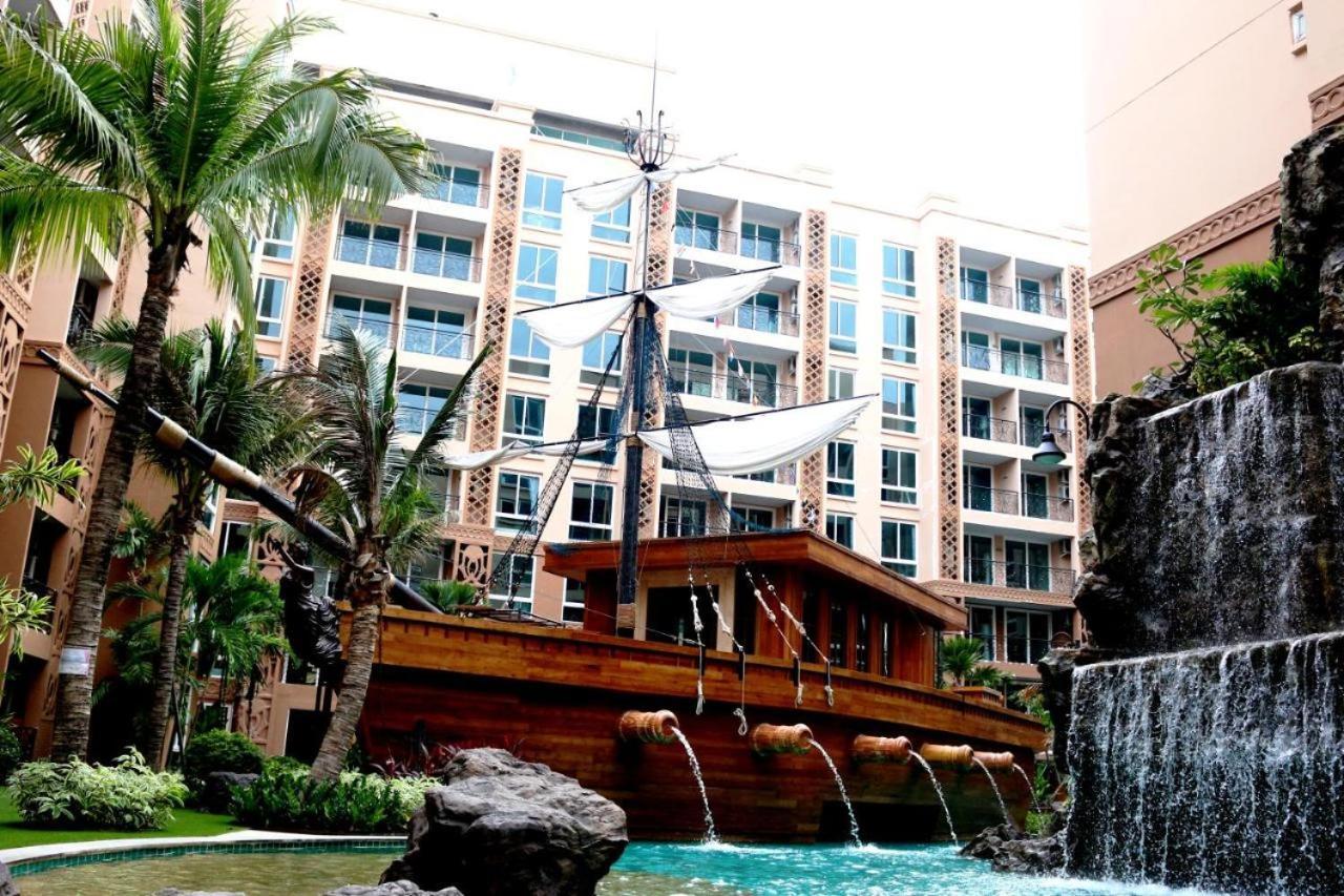 Atlantis Waterpark Apartment Bãi biển Jomtien Ngoại thất bức ảnh